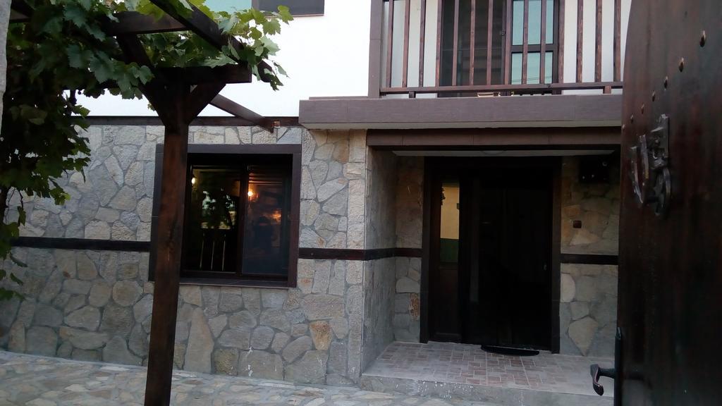 Guesthouse Orlovo Bagian luar foto